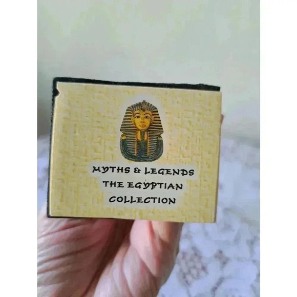 EGYPTIAN COLLECTION - Picture 4 of 6